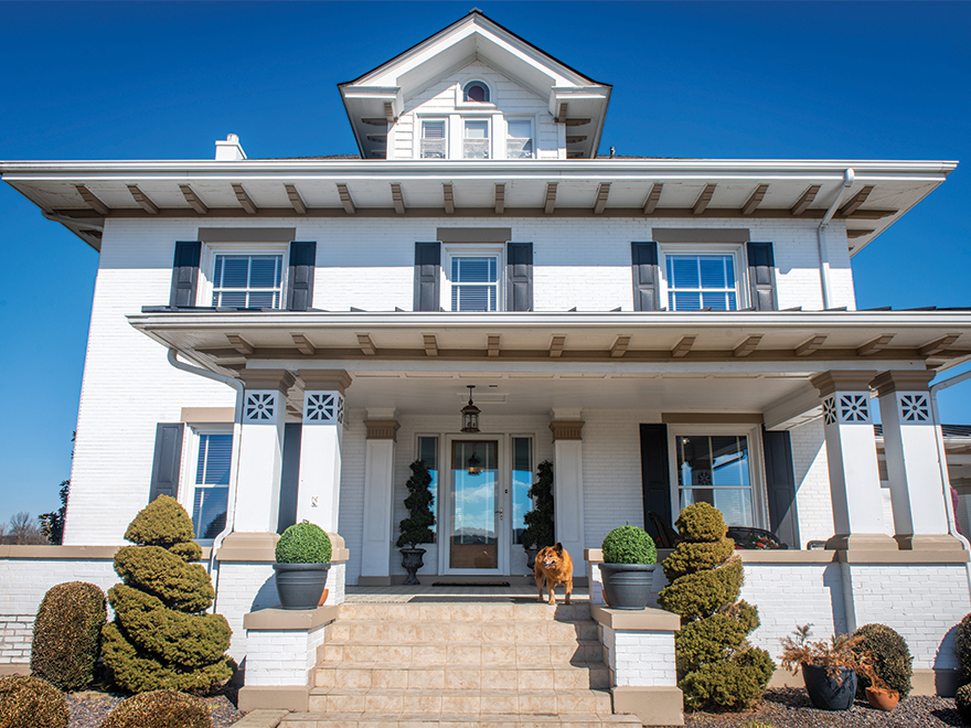 Welcome to Salto De Fe Farm - Henderson Family Magazine